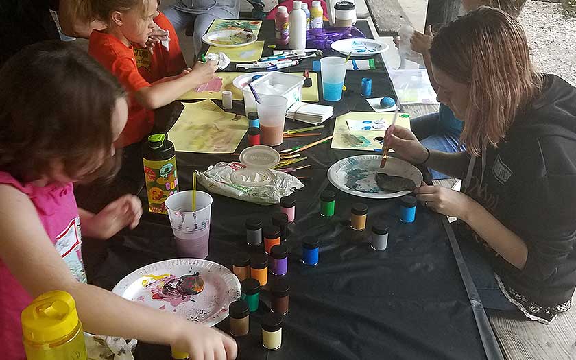 Picknicking and painting at Oak Mountain State Park